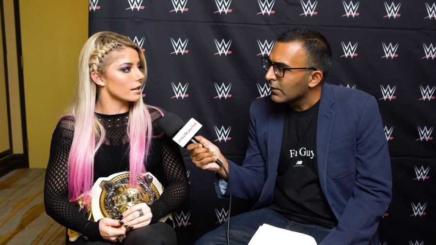 Alexa_Bliss_Interview_-_Summerslam_2019_260.jpeg