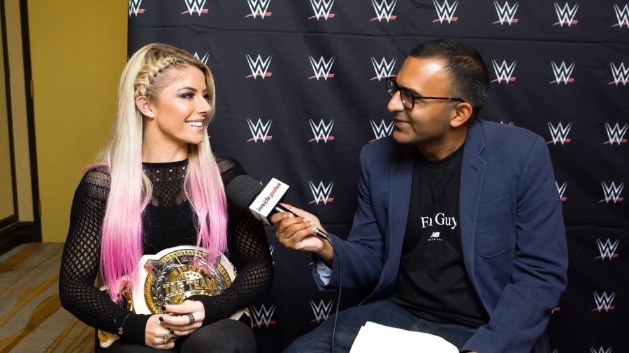 Alexa_Bliss_Interview_-_Summerslam_2019_274.jpeg