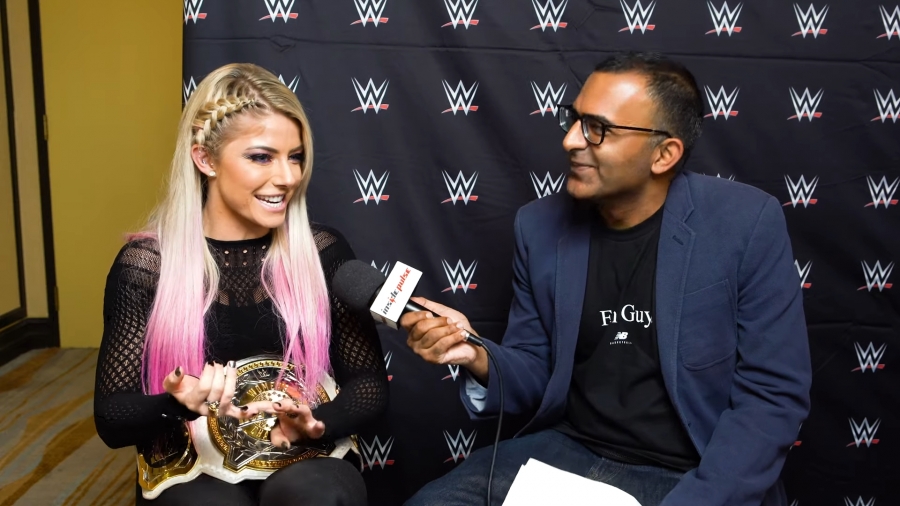 Alexa_Bliss_Interview_-_Summerslam_2019_276.jpeg