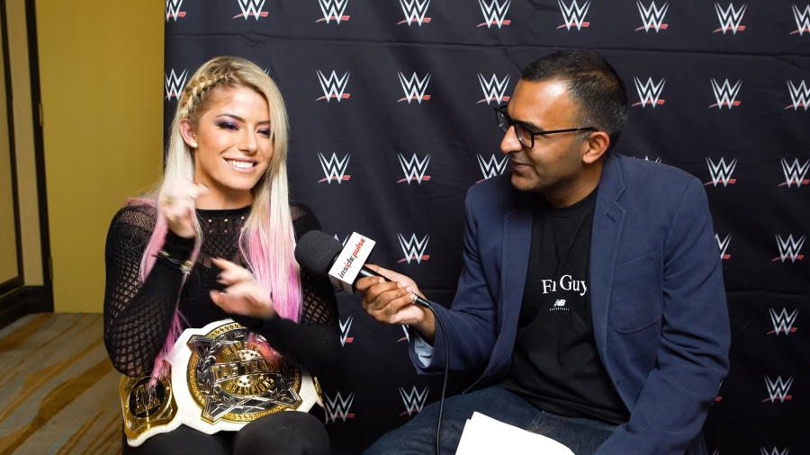 Alexa_Bliss_Interview_-_Summerslam_2019_278.jpeg