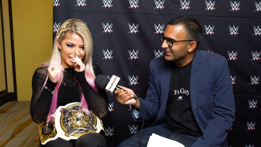 Alexa_Bliss_Interview_-_Summerslam_2019_279.jpeg