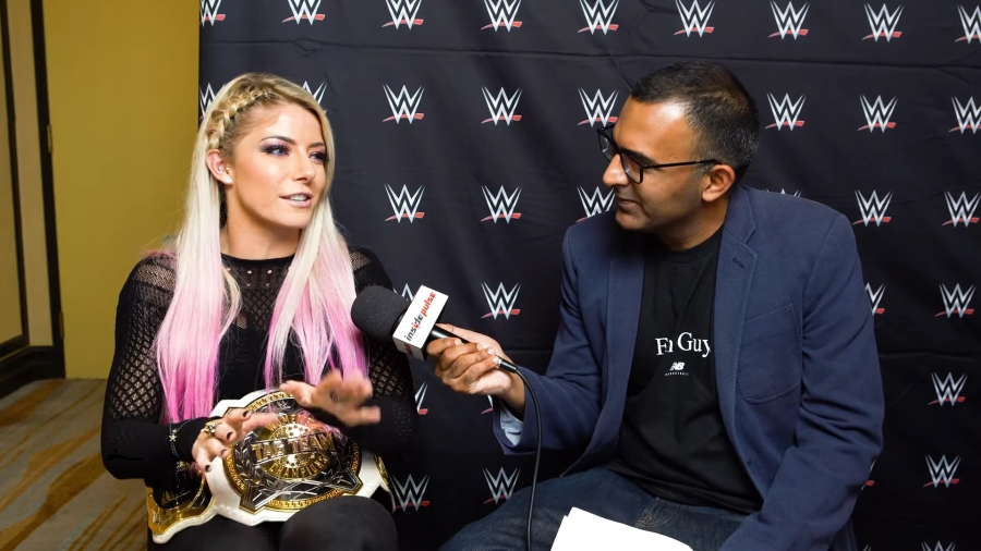 Alexa_Bliss_Interview_-_Summerslam_2019_282.jpeg