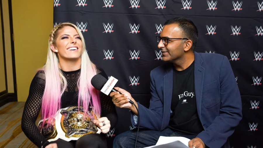 Alexa_Bliss_Interview_-_Summerslam_2019_293.jpeg