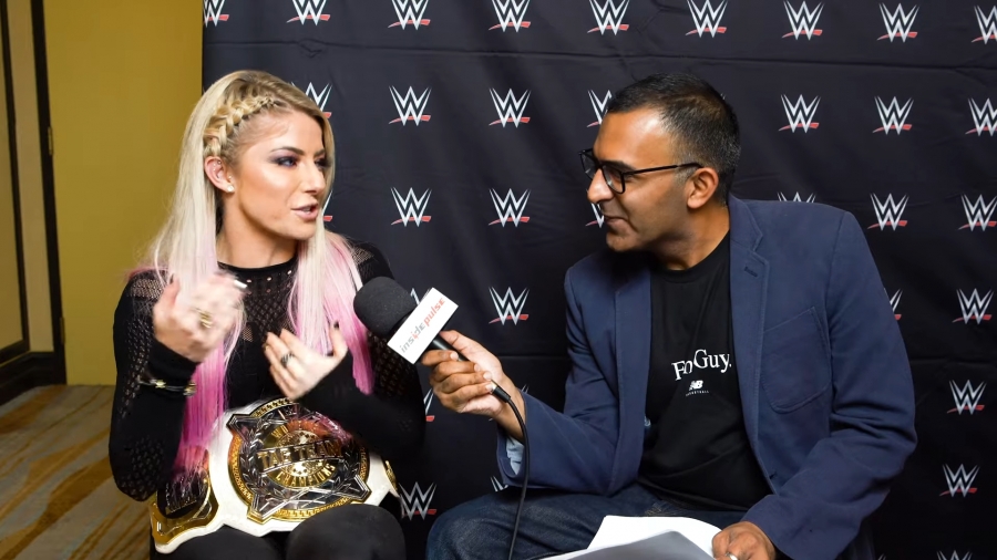 Alexa_Bliss_Interview_-_Summerslam_2019_294.jpeg