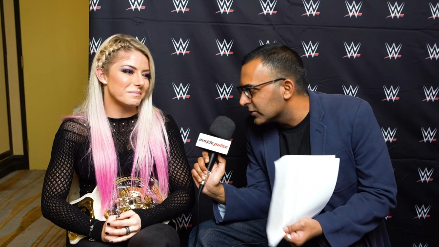 Alexa_Bliss_Interview_-_Summerslam_2019_297.jpeg