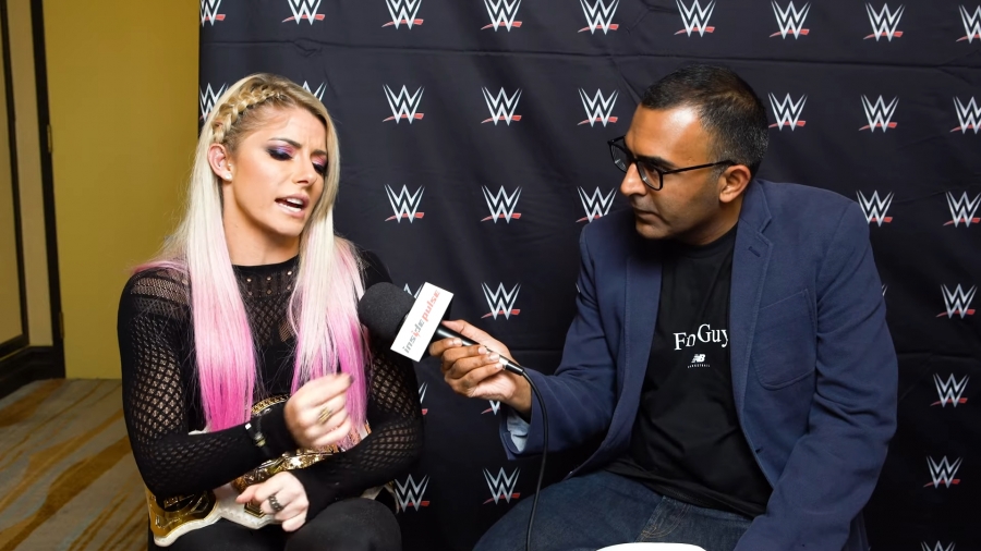 Alexa_Bliss_Interview_-_Summerslam_2019_312.jpeg