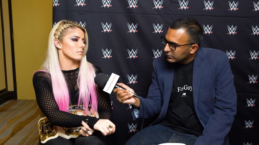 Alexa_Bliss_Interview_-_Summerslam_2019_314.jpeg