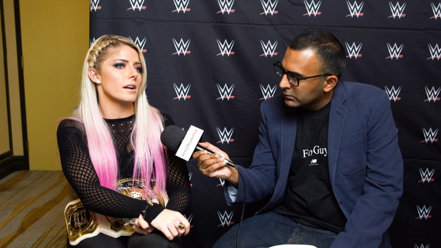 Alexa_Bliss_Interview_-_Summerslam_2019_315.jpeg