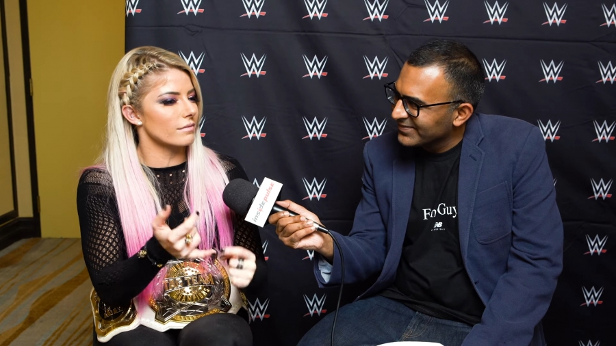 Alexa_Bliss_Interview_-_Summerslam_2019_323.jpeg