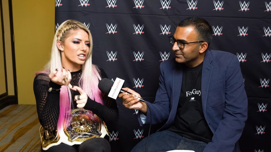 Alexa_Bliss_Interview_-_Summerslam_2019_324.jpeg