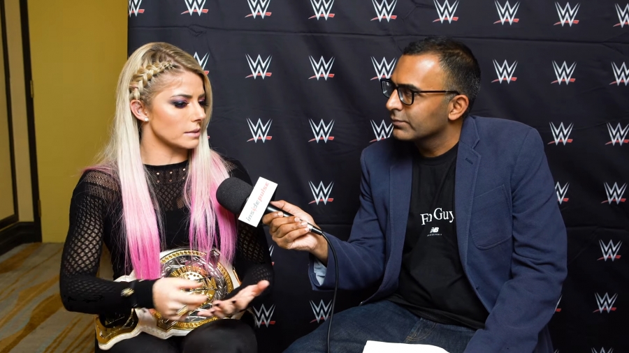 Alexa_Bliss_Interview_-_Summerslam_2019_335.jpeg