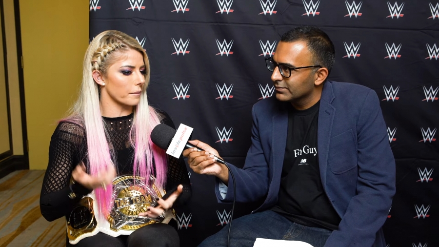 Alexa_Bliss_Interview_-_Summerslam_2019_338.jpeg