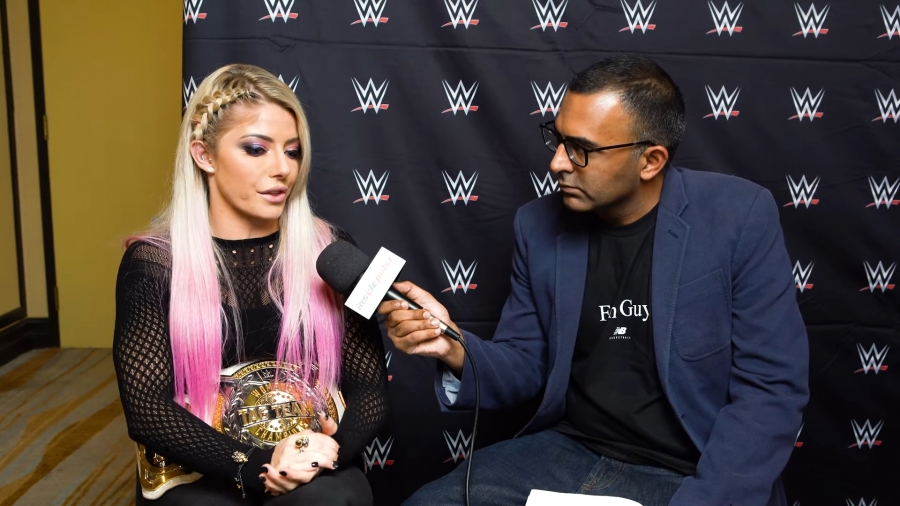 Alexa_Bliss_Interview_-_Summerslam_2019_373.jpeg