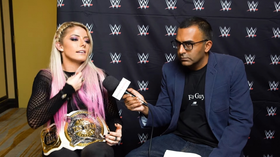 Alexa_Bliss_Interview_-_Summerslam_2019_387.jpeg