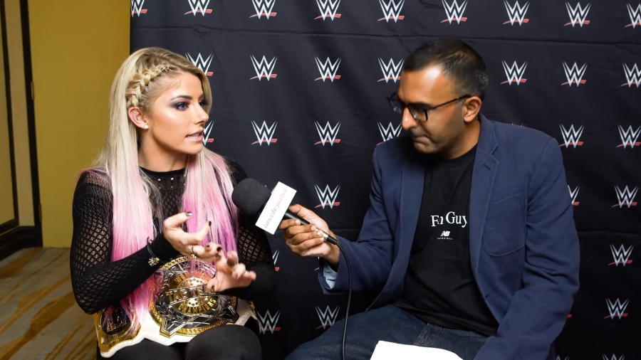 Alexa_Bliss_Interview_-_Summerslam_2019_389.jpeg