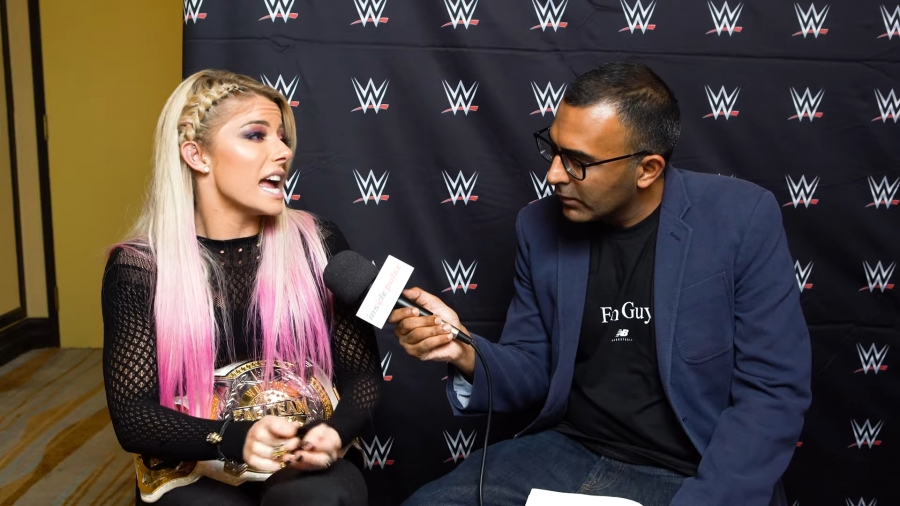 Alexa_Bliss_Interview_-_Summerslam_2019_391.jpeg