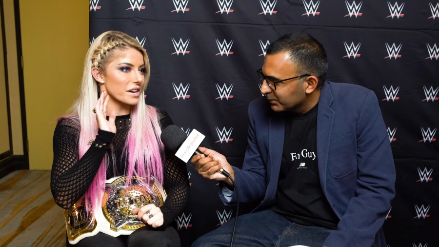 Alexa_Bliss_Interview_-_Summerslam_2019_407.jpeg