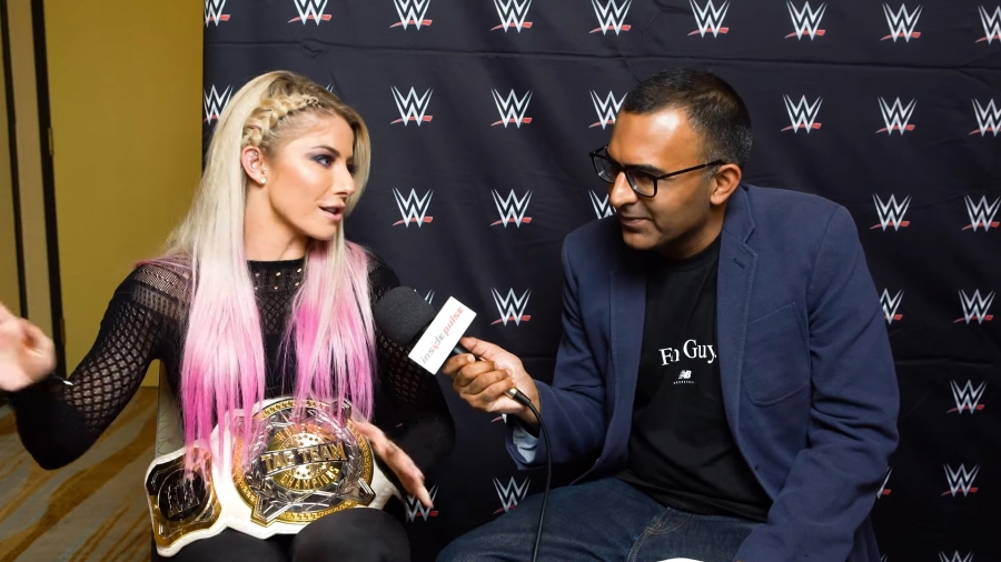 Alexa_Bliss_Interview_-_Summerslam_2019_409.jpeg