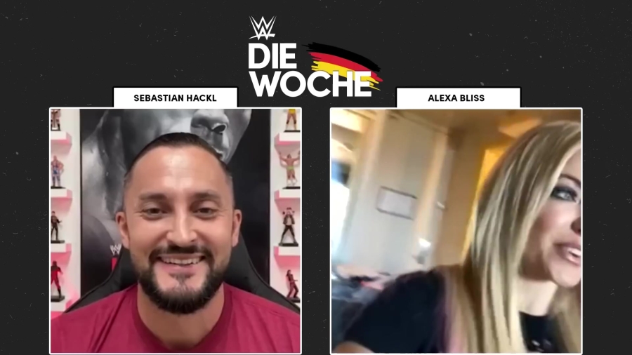 Alexa_Bliss_Interview_28WWE_-_Die_Woche29_0065.jpg