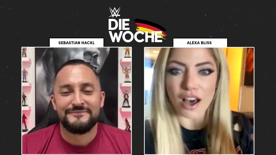 Alexa_Bliss_Interview_28WWE_-_Die_Woche29_1582.jpg