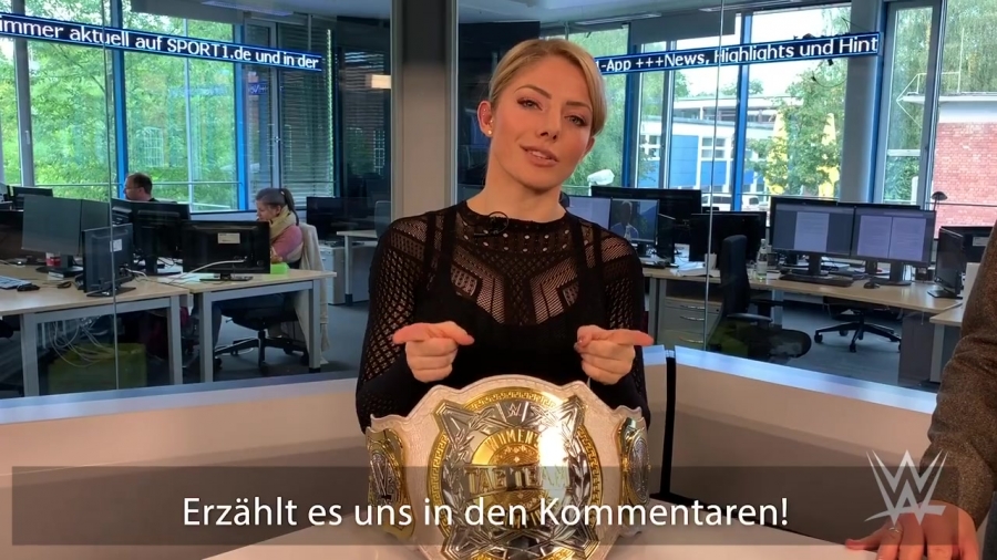 Alexa_Bliss_schlagen_Lasst_es_sie_88.jpg