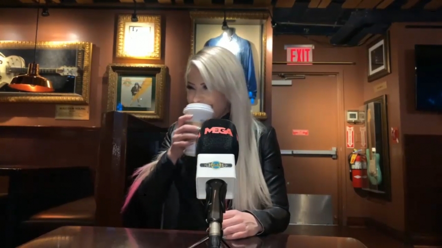 Entrevista_a_Alexa_Bliss_en_WrestleMania_35_080.jpeg