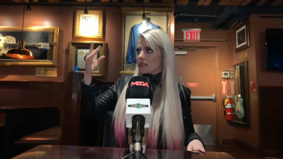 Entrevista_a_Alexa_Bliss_en_WrestleMania_35_209.jpeg