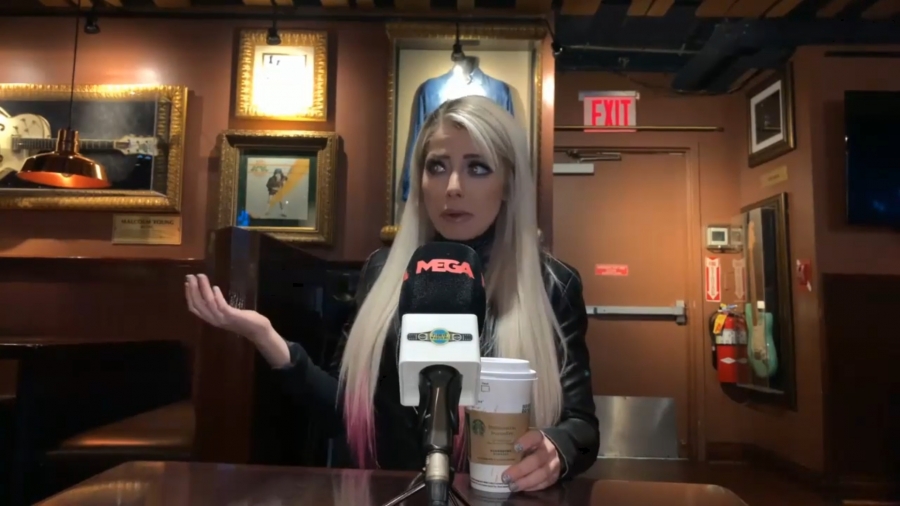 Entrevista_a_Alexa_Bliss_en_WrestleMania_35_216.jpeg