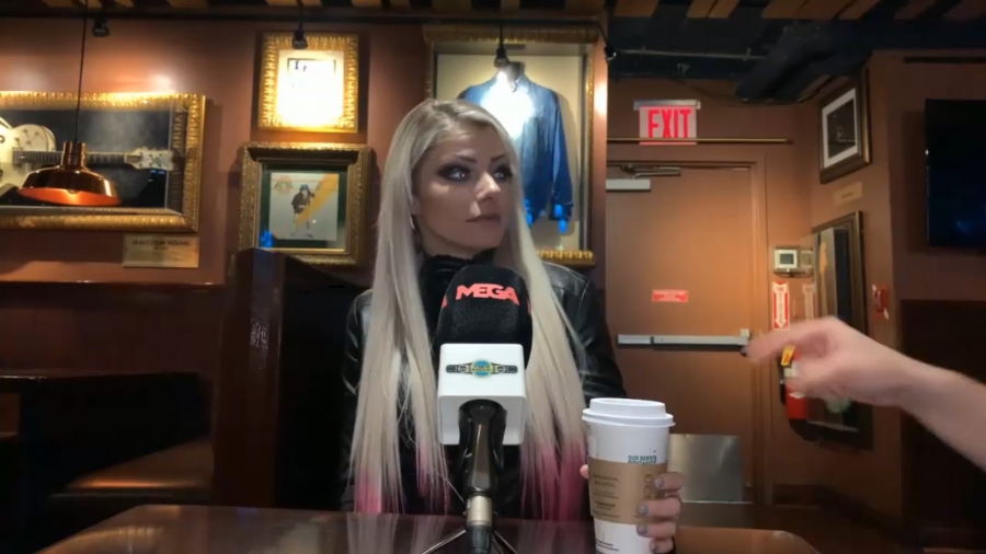 Entrevista_a_Alexa_Bliss_en_WrestleMania_35_280.jpeg