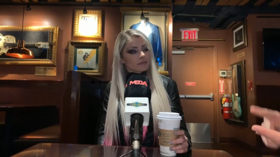 Entrevista_a_Alexa_Bliss_en_WrestleMania_35_288.jpeg