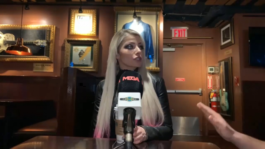 Entrevista_a_Alexa_Bliss_en_WrestleMania_35_405.jpeg