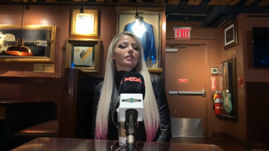 Entrevista_a_Alexa_Bliss_en_WrestleMania_35_502.jpeg