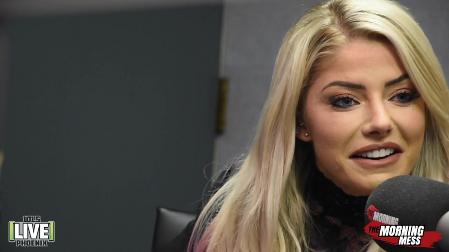 WWE_Alexa_Bliss_talks_Make_Up_Baking_and_being_the_bad_guy_with_The_Morning_Mess_035.jpg