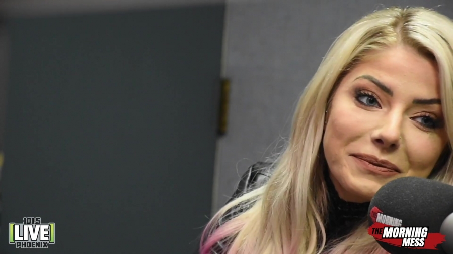 WWE_Alexa_Bliss_talks_Make_Up_Baking_and_being_the_bad_guy_with_The_Morning_Mess_050.jpg