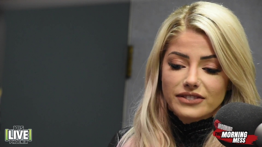 WWE_Alexa_Bliss_talks_Make_Up_Baking_and_being_the_bad_guy_with_The_Morning_Mess_064.jpg