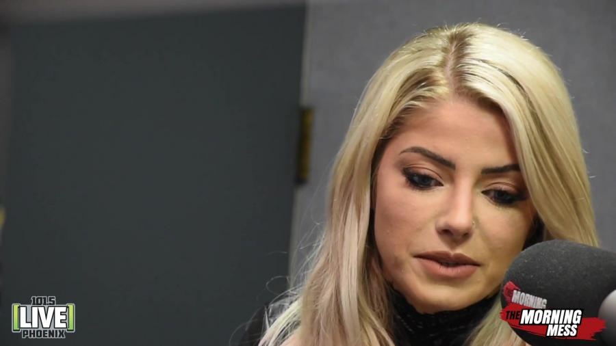 WWE_Alexa_Bliss_talks_Make_Up_Baking_and_being_the_bad_guy_with_The_Morning_Mess_074.jpg