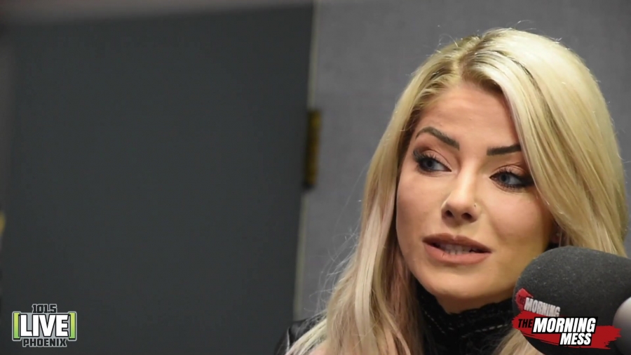 WWE_Alexa_Bliss_talks_Make_Up_Baking_and_being_the_bad_guy_with_The_Morning_Mess_105.jpg