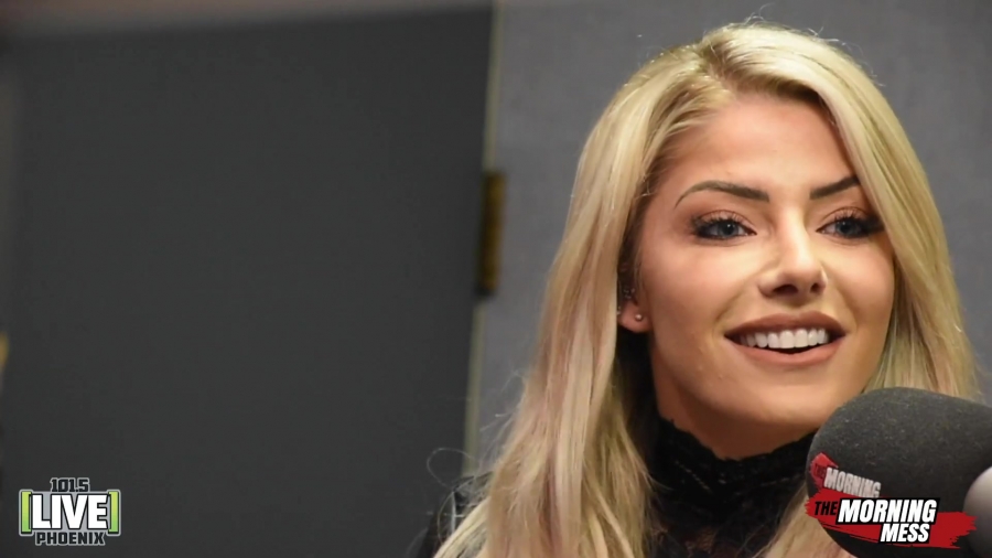 WWE_Alexa_Bliss_talks_Make_Up_Baking_and_being_the_bad_guy_with_The_Morning_Mess_117.jpg