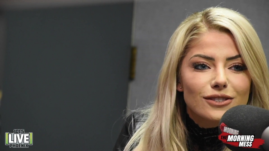 WWE_Alexa_Bliss_talks_Make_Up_Baking_and_being_the_bad_guy_with_The_Morning_Mess_126.jpg