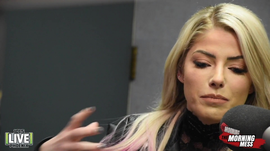 WWE_Alexa_Bliss_talks_Make_Up_Baking_and_being_the_bad_guy_with_The_Morning_Mess_137.jpg