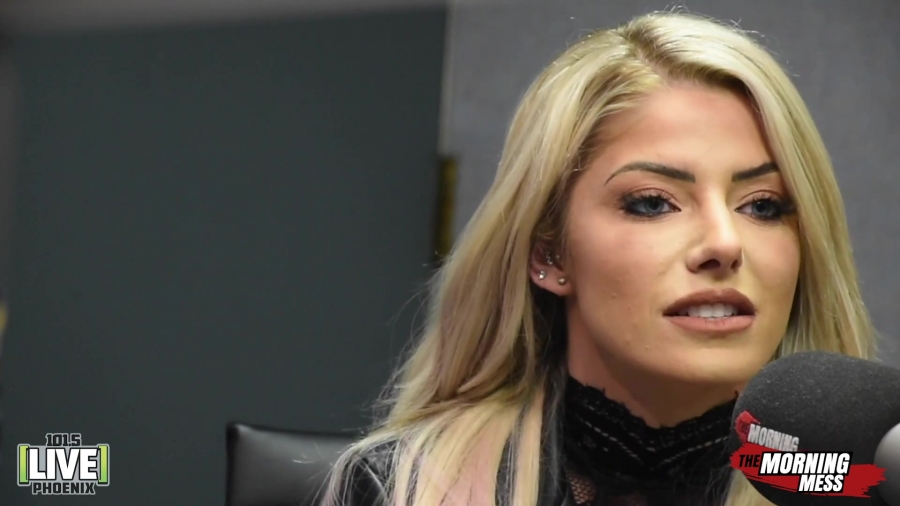 WWE_Alexa_Bliss_talks_Make_Up_Baking_and_being_the_bad_guy_with_The_Morning_Mess_141.jpg