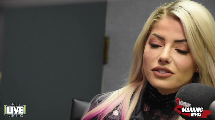 WWE_Alexa_Bliss_talks_Make_Up_Baking_and_being_the_bad_guy_with_The_Morning_Mess_162.jpg
