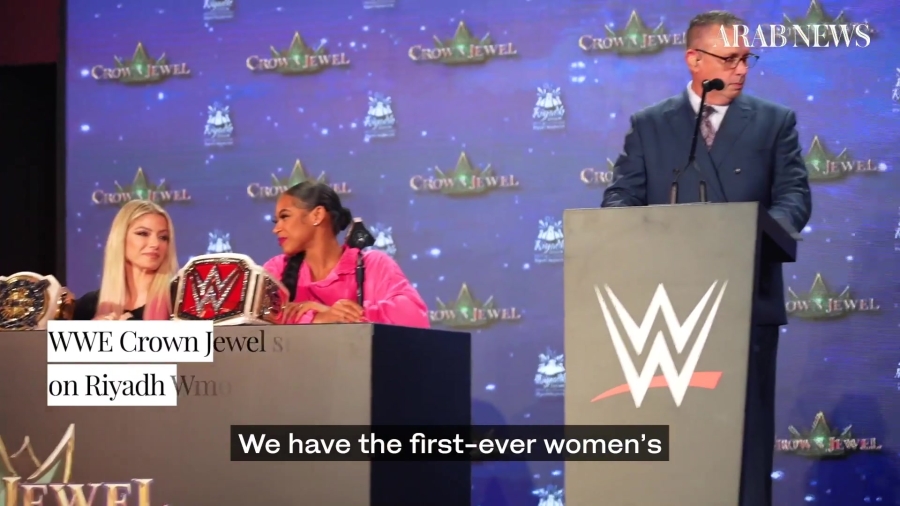 WWE_Crown_Jewel_2022_sees_Roman_Reigns_face_Logan_Paul_in_Riyadh_018.jpg
