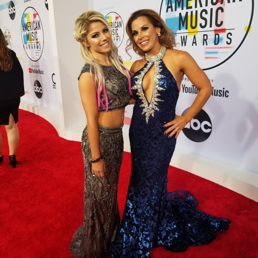 alexa-bliss-american-music-awards-in-los-angeles-10092018-7.jpg