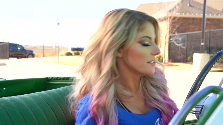 alexabliss_bowlingforsoup_020420_1920x1080_204.jpg