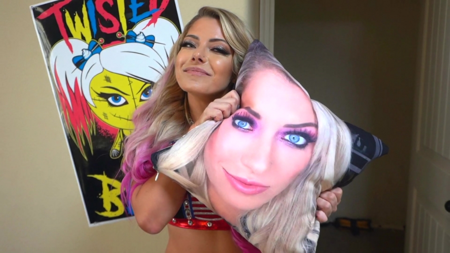 alexabliss_bowlingforsoup_020420_1920x1080_382.jpg