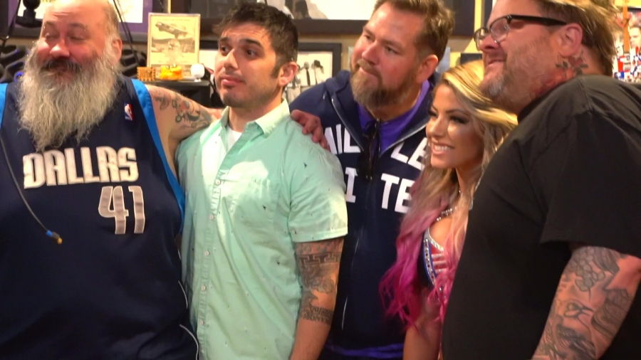 alexabliss_bowlingforsoup_020420_1920x1080_392.jpg