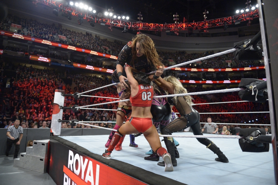 wwe-royal-rumble-match-femminile-2018-6.jpg