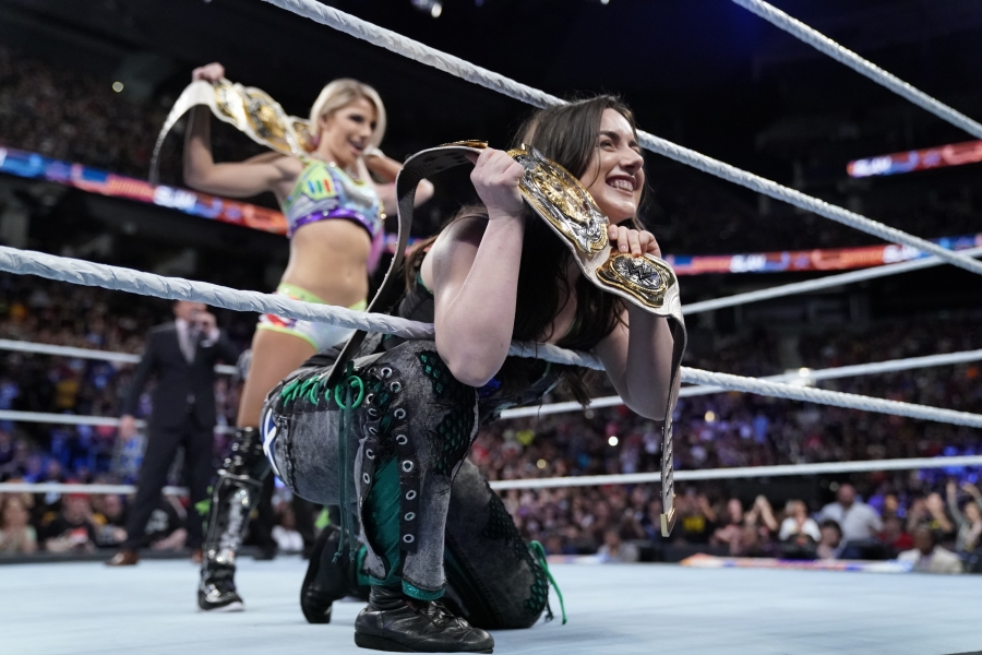 wwe-summerslam-2019-nikki-cross-alexa-bliss-the-iiconics-1.jpg