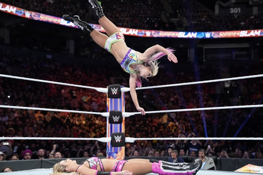 wwe-summerslam-2019-nikki-cross-alexa-bliss-the-iiconics-4.jpg